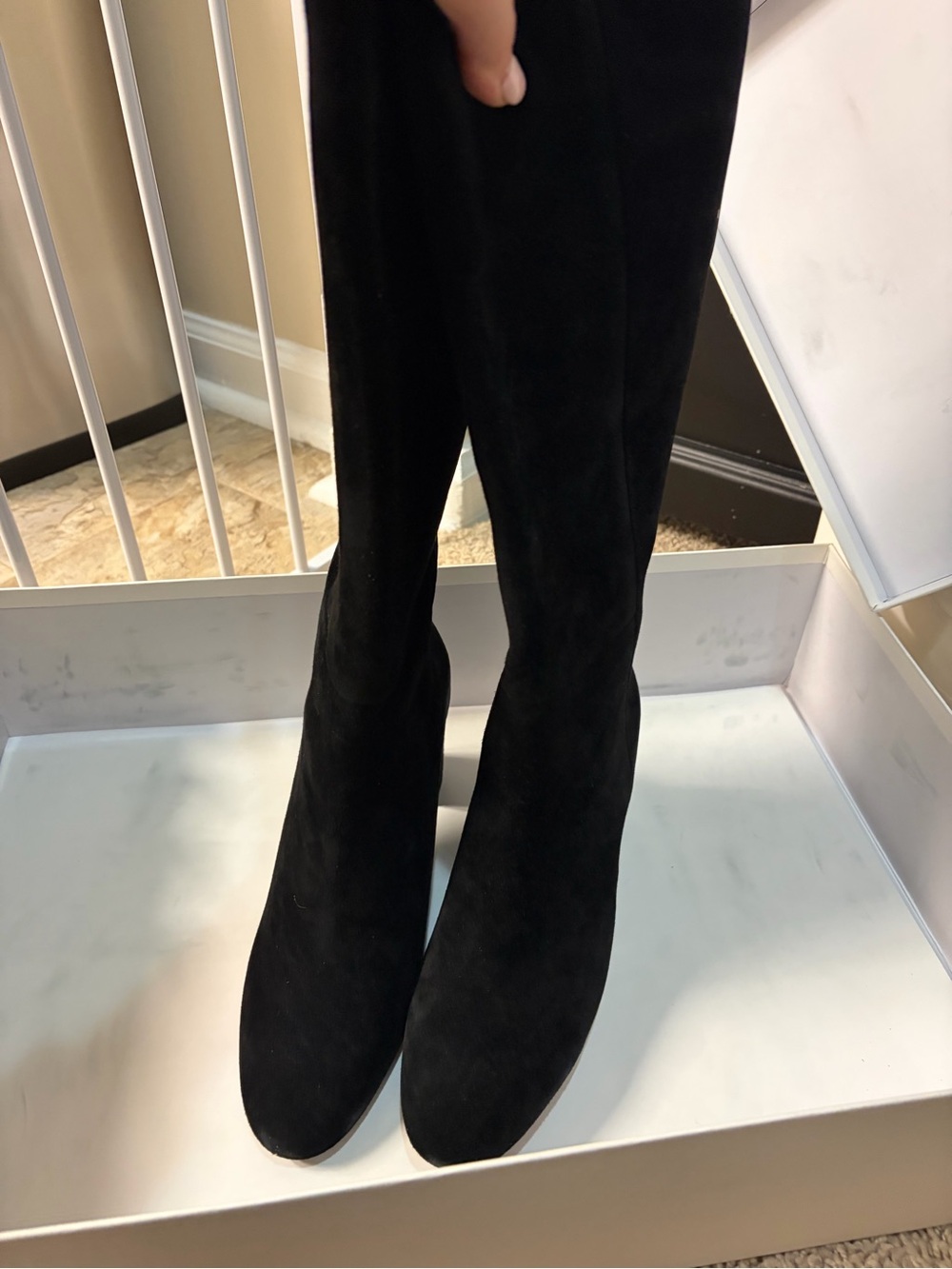 NEW Quince Italian Suede block heel boot Size 7 - Picture 5 of 8